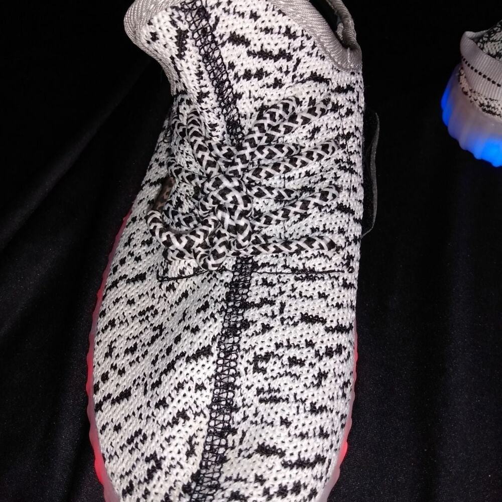 Light Up, Color Changing Shoes - Picture 3 of 6